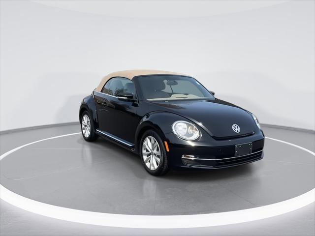 Used 2014 Volkswagen Beetle TDI FWD image 2