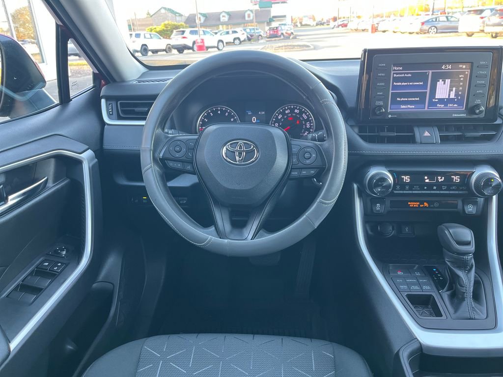 Certified 2021 Toyota RAV4 XLE image 15