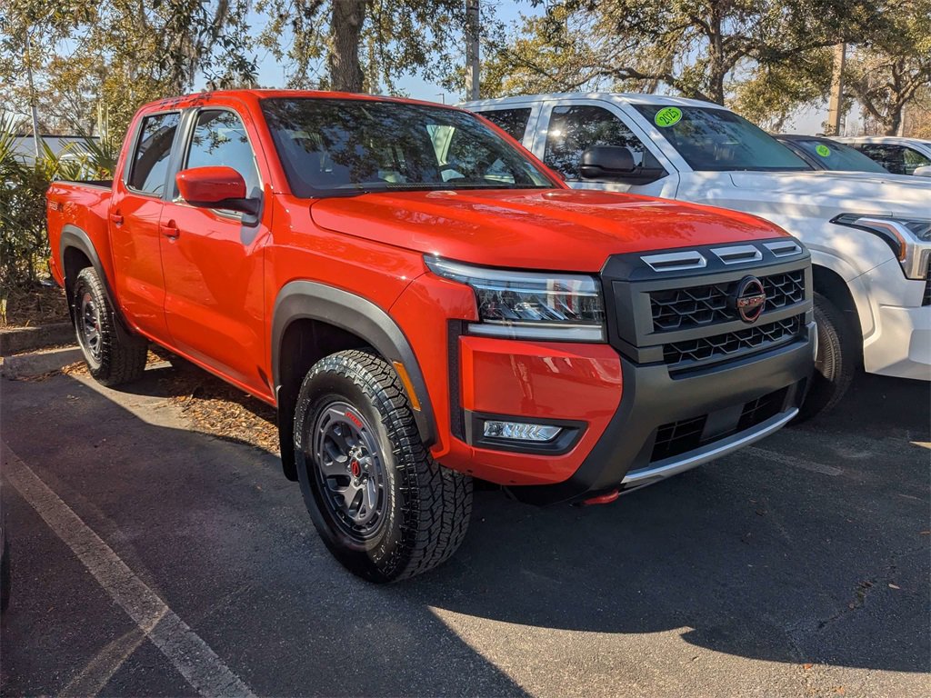 Used 2025 Nissan Frontier PRO-4X w/ Interior Protection Package image 2