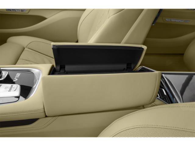 Used 2019 BMW M760i xDrive w/ Luxury Rear Seating Package AWD/4WD image 18