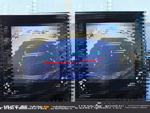 Used 2022 Toyota Corolla LE image 20