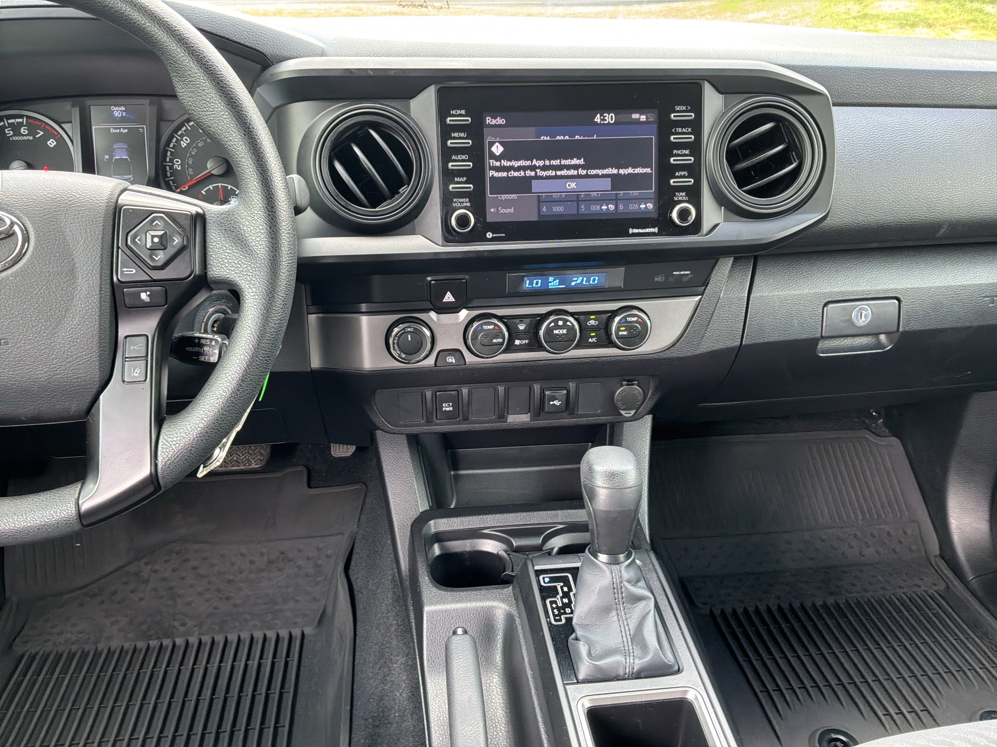 Used 2022 Toyota Tacoma SR AWD/4WD image 29