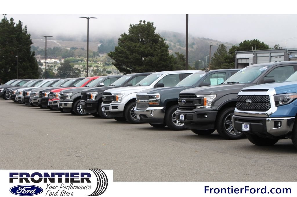 Used 2023 Ford Explorer XLT RWD image 37
