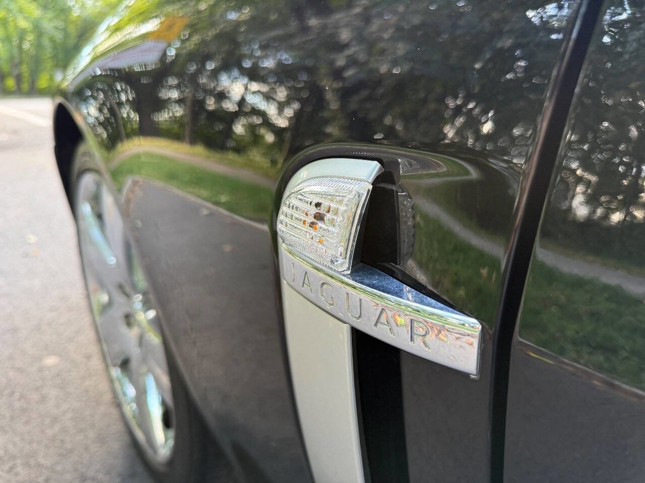 Used 2007 Jaguar XKR R RWD image 10