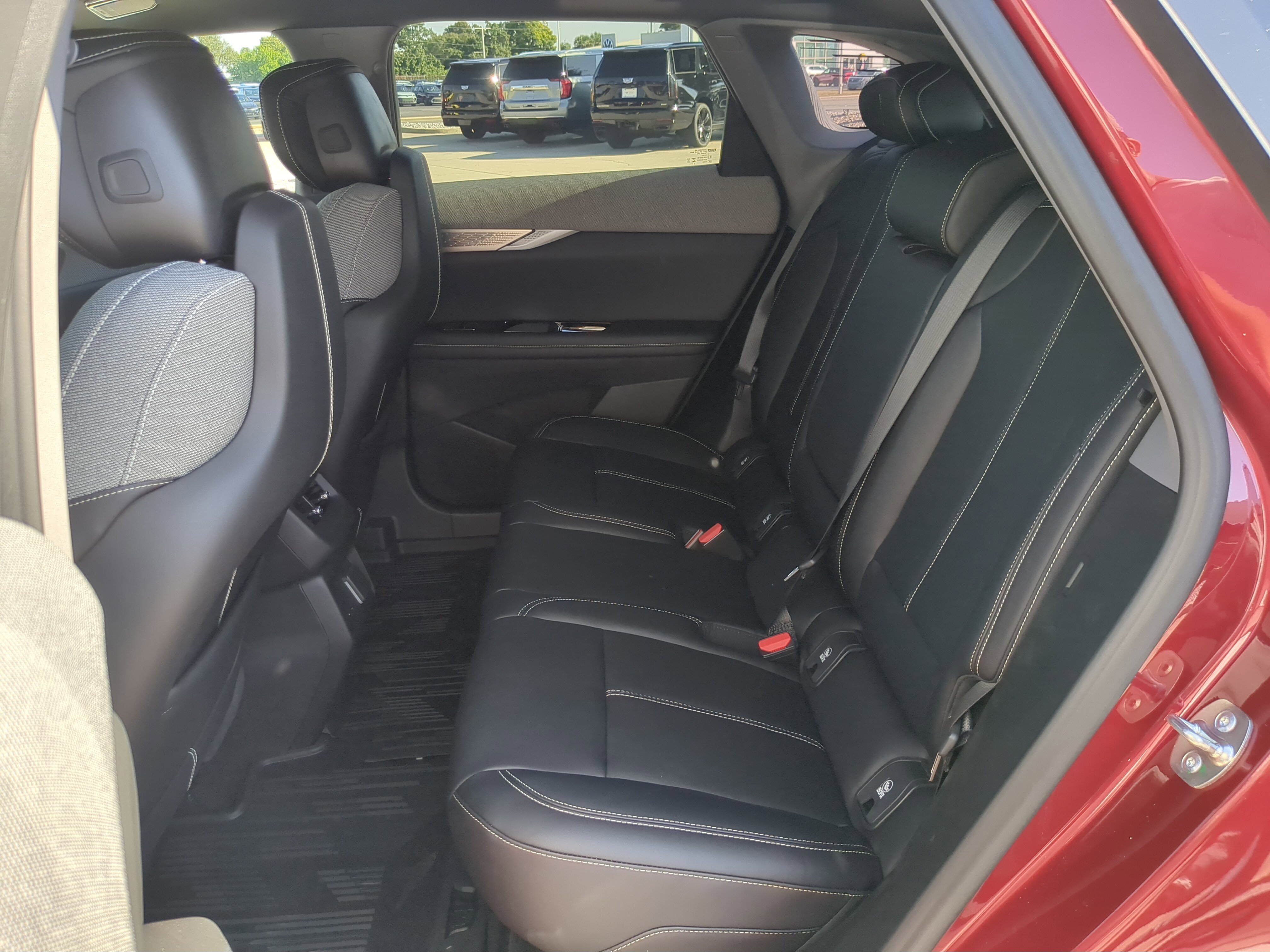 New 2026 Cadillac Optiq Luxury 1 RWD image 16