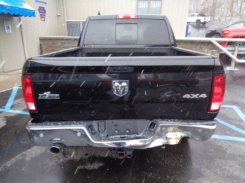 Used 2016 RAM 1500 SLT AWD/4WD image 10