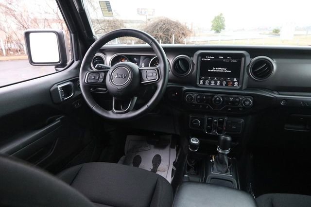 Used 2022 Jeep Wrangler Unlimited Sport image 22