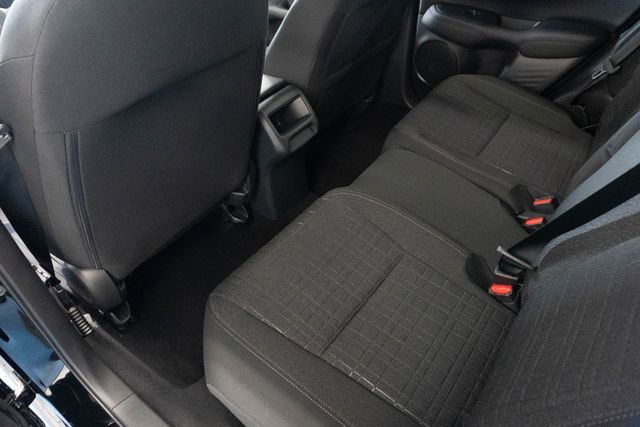 New 2026 Honda HR-V LX image 12