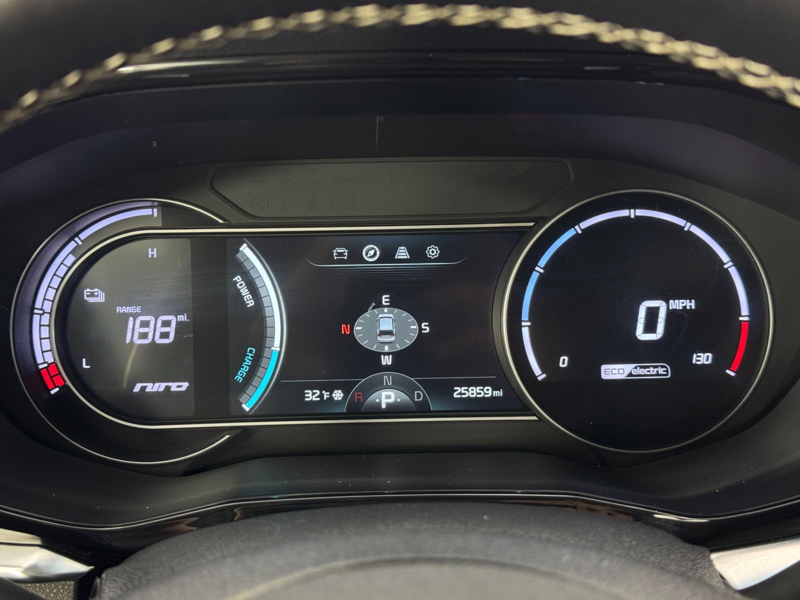 Used 2022 Kia Niro EX w/ Cold Weather Package FWD image 17