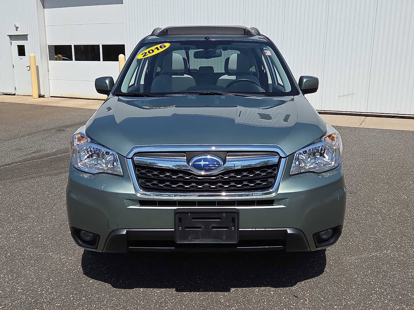Used 2016 Subaru Forester 2.5i Premium image 2