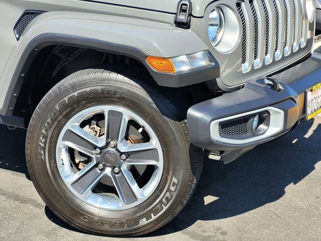 Used 2023 Jeep Wrangler Unlimited Sahara AWD/4WD image 4