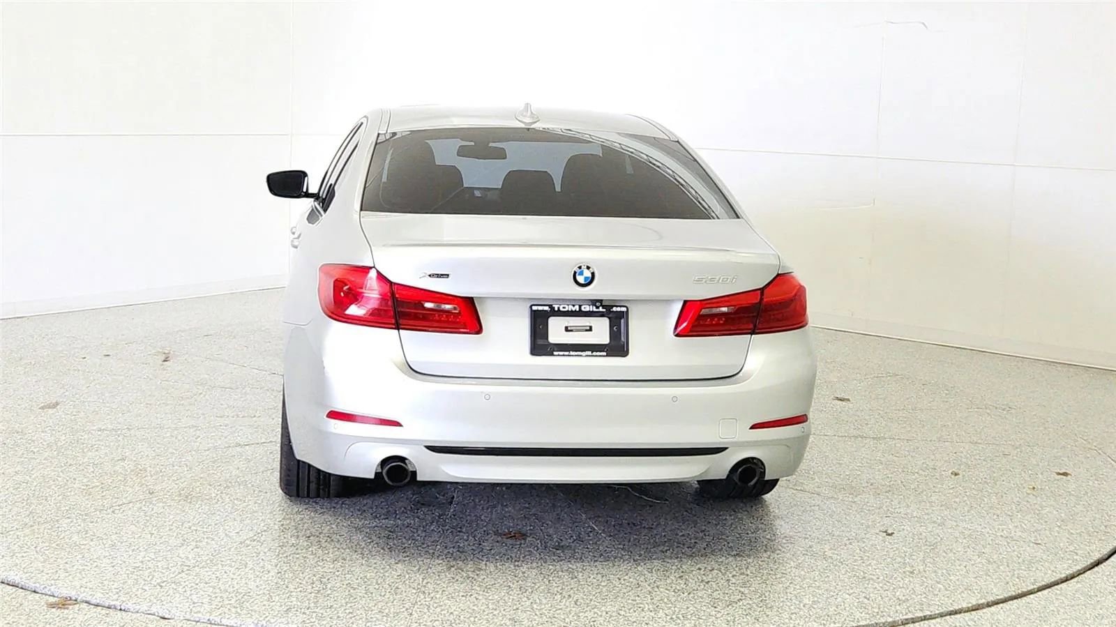 Used 2017 BMW 530i xDrive image 6