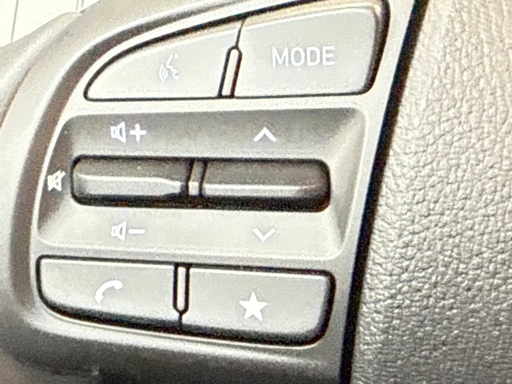New 2026 Hyundai Venue SEL FWD image 21