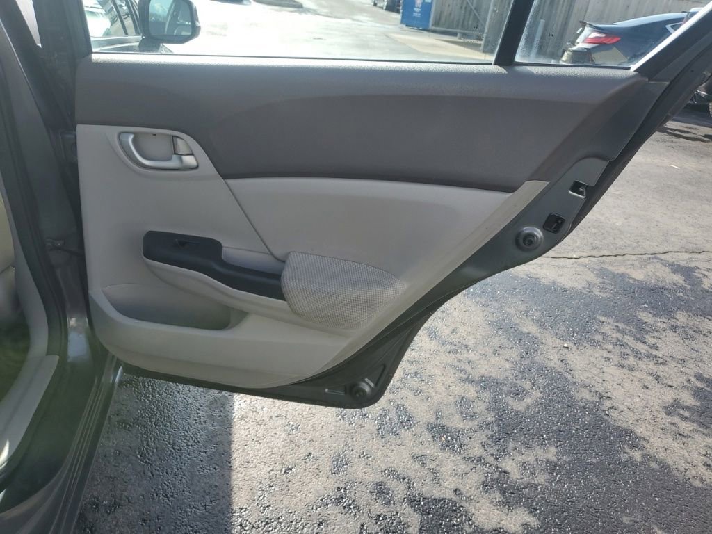 Used 2012 Honda Civic HF image 27