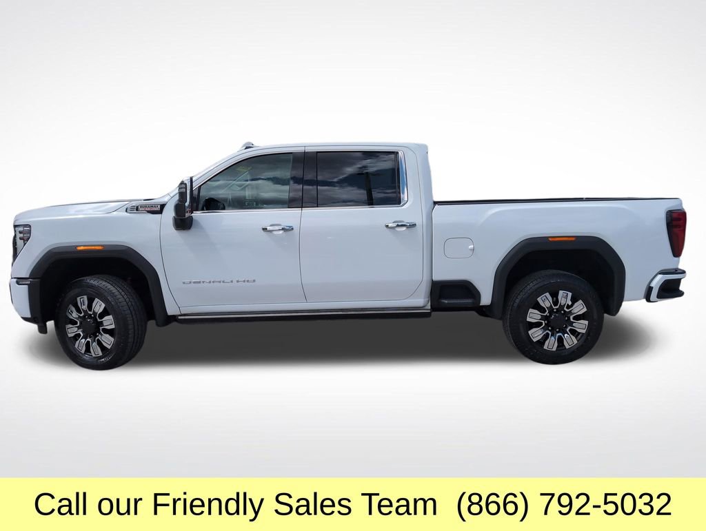 Used 2024 GMC Sierra 2500 Denali w/ Denali Reserve Package AWD/4WD image 2