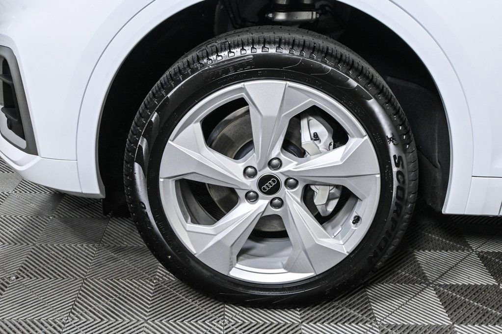 New 2025 Audi Q5 2.0T Premium Plus AWD/4WD image 38