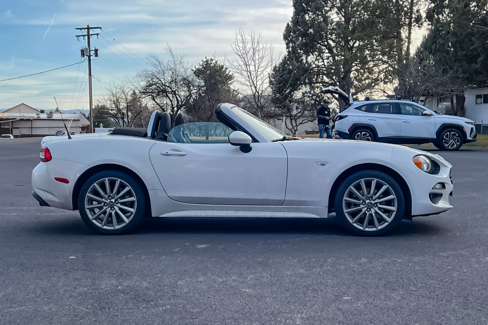 Used 2017 FIAT 124 Spider Lusso image 3