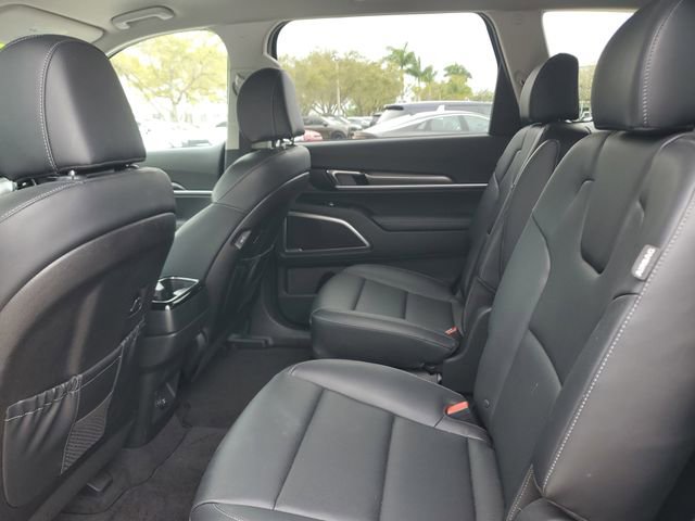 Certified 2024 Kia Telluride S image 7