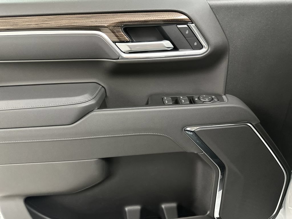 New 2026 Chevrolet Silverado 1500 LT AWD/4WD image 11
