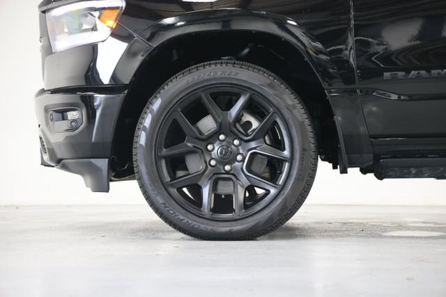 Used 2023 RAM 1500 Laramie AWD/4WD image 12