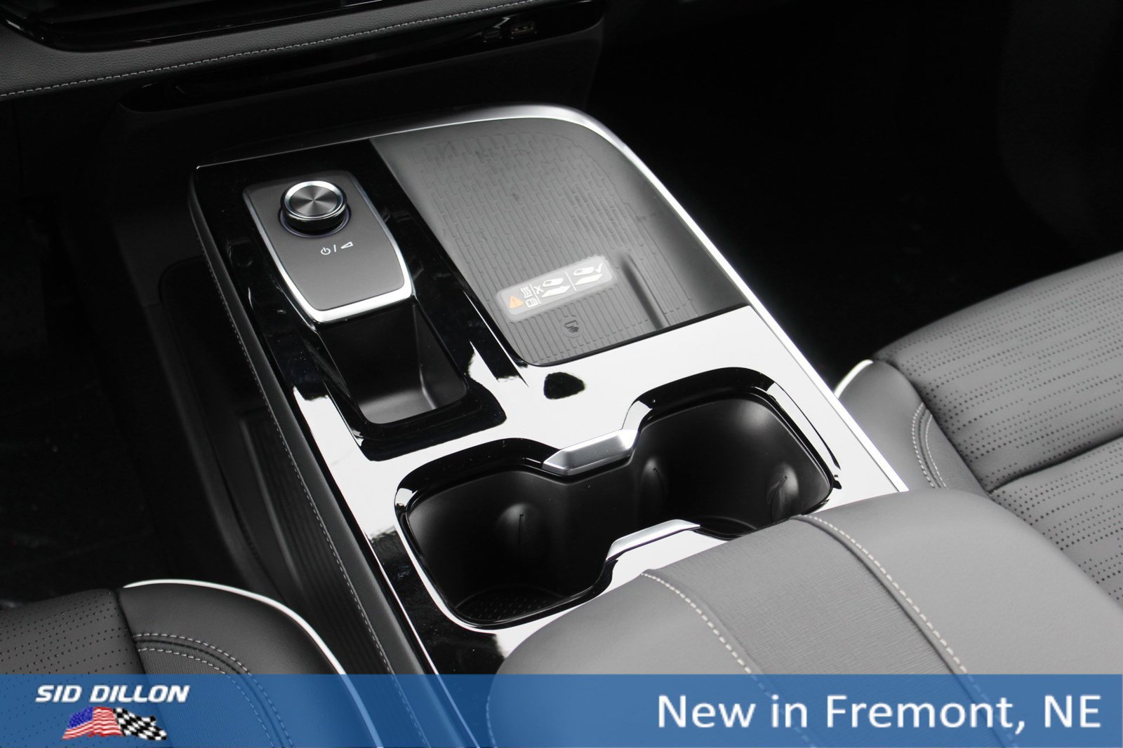 New 2026 Buick Enclave Sport Touring w/ Power Package image 5