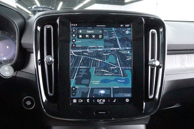 Certified 2025 Volvo XC40 B5 Core image 10