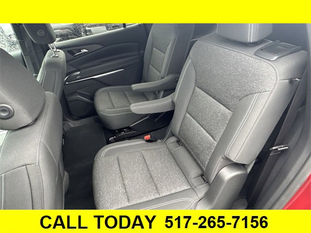 Used 2024 Chevrolet Traverse LT image 26