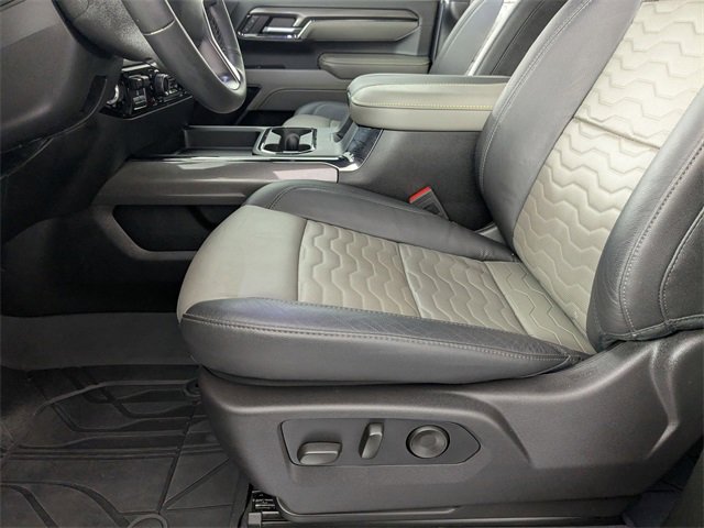 Certified 2024 Chevrolet Silverado 2500 ZR2 w/ Technology Package image 14