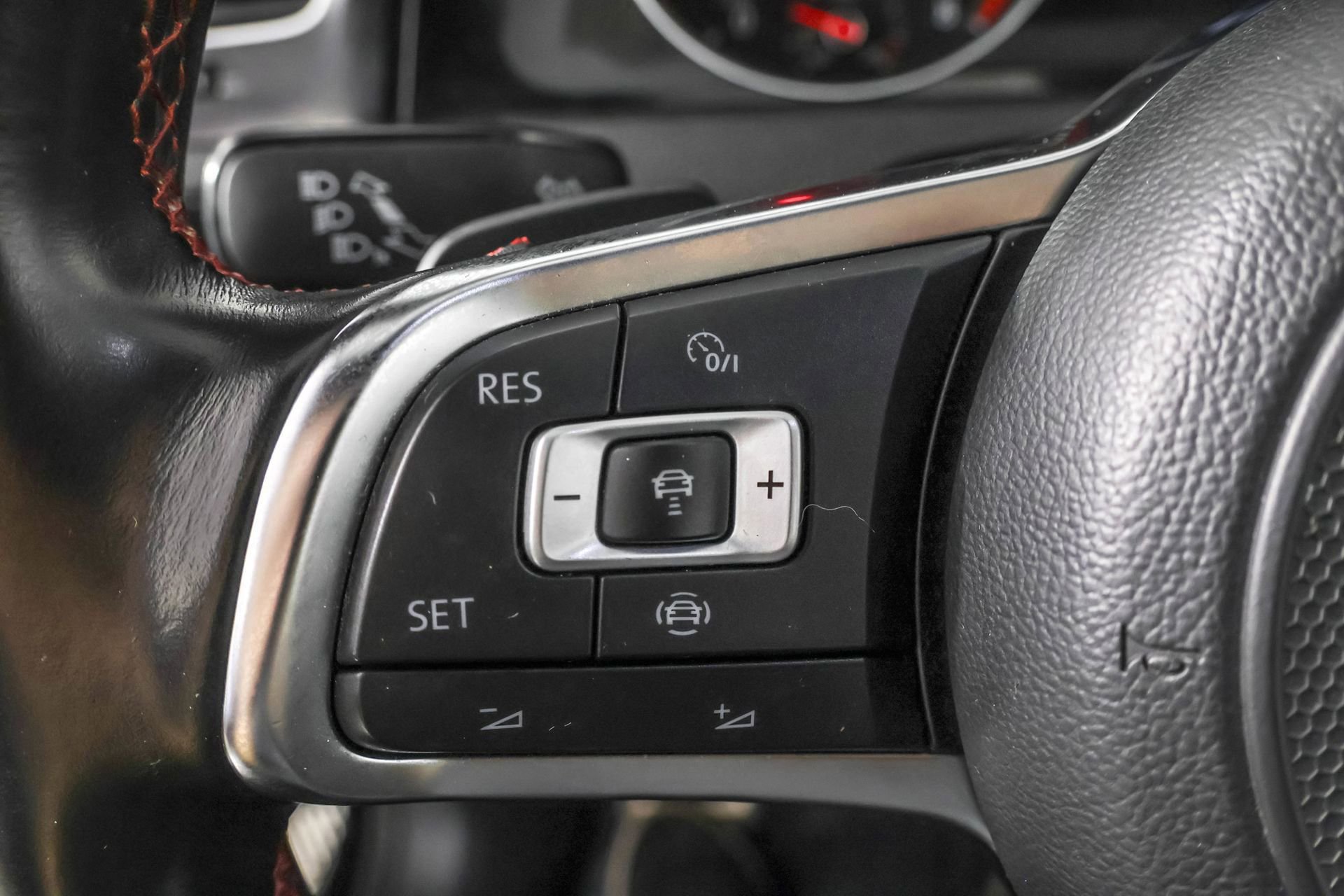 Used 2020 Volkswagen GTI Autobahn image 23