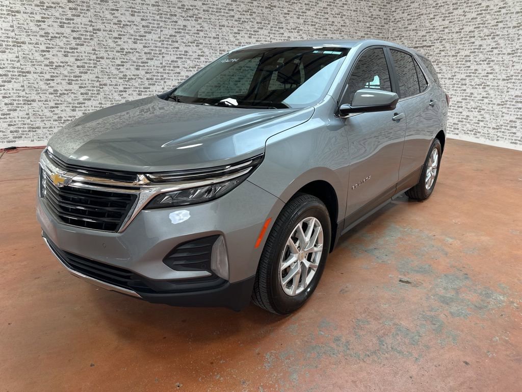 Used 2024 Chevrolet Equinox LT w/ LPO, Floor Liner Package image 3