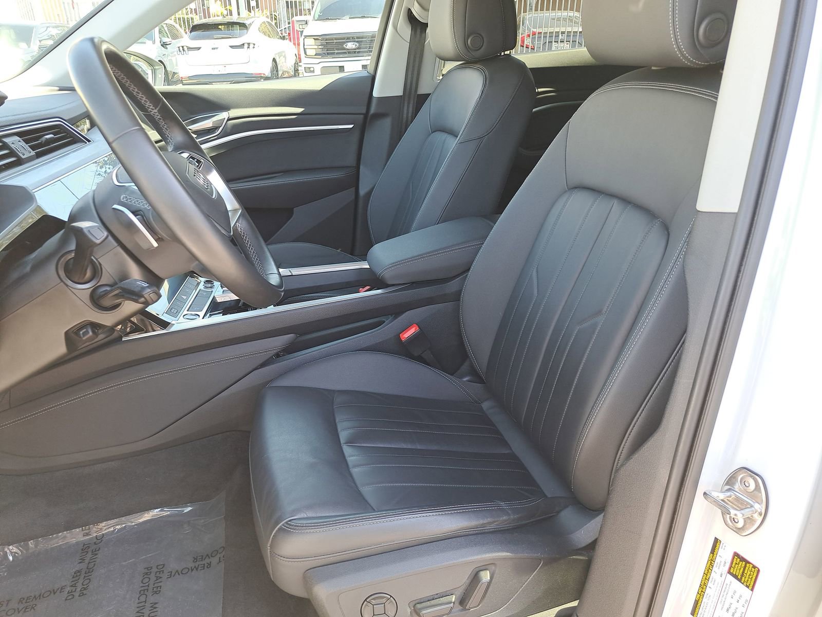 Used 2024 Audi Q8 e-tron Premium AWD/4WD image 15