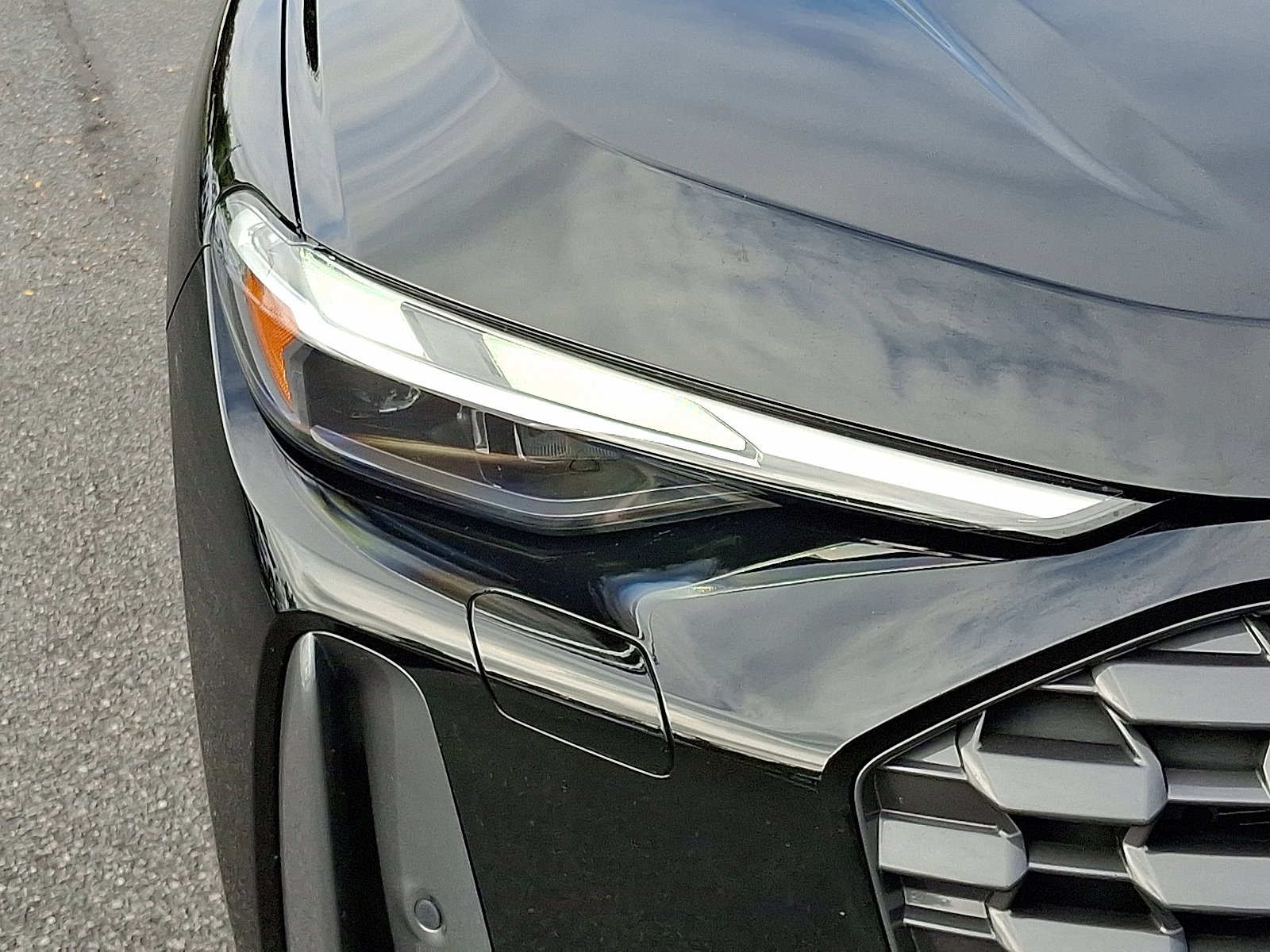 Used 2025 Audi Q5 Premium image 9