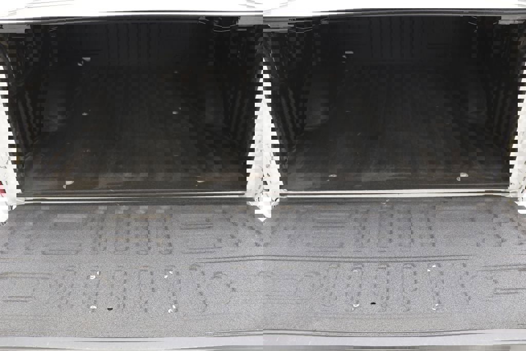 Used 2015 Ford F150 XLT w/ Equipment Group 302A Luxury image 10