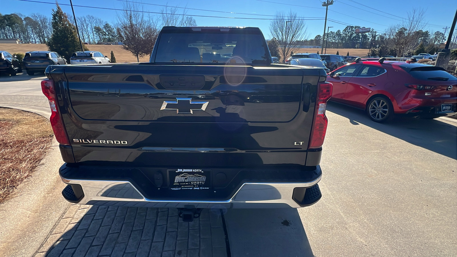 Used 2025 Chevrolet Silverado 1500 LT image 9