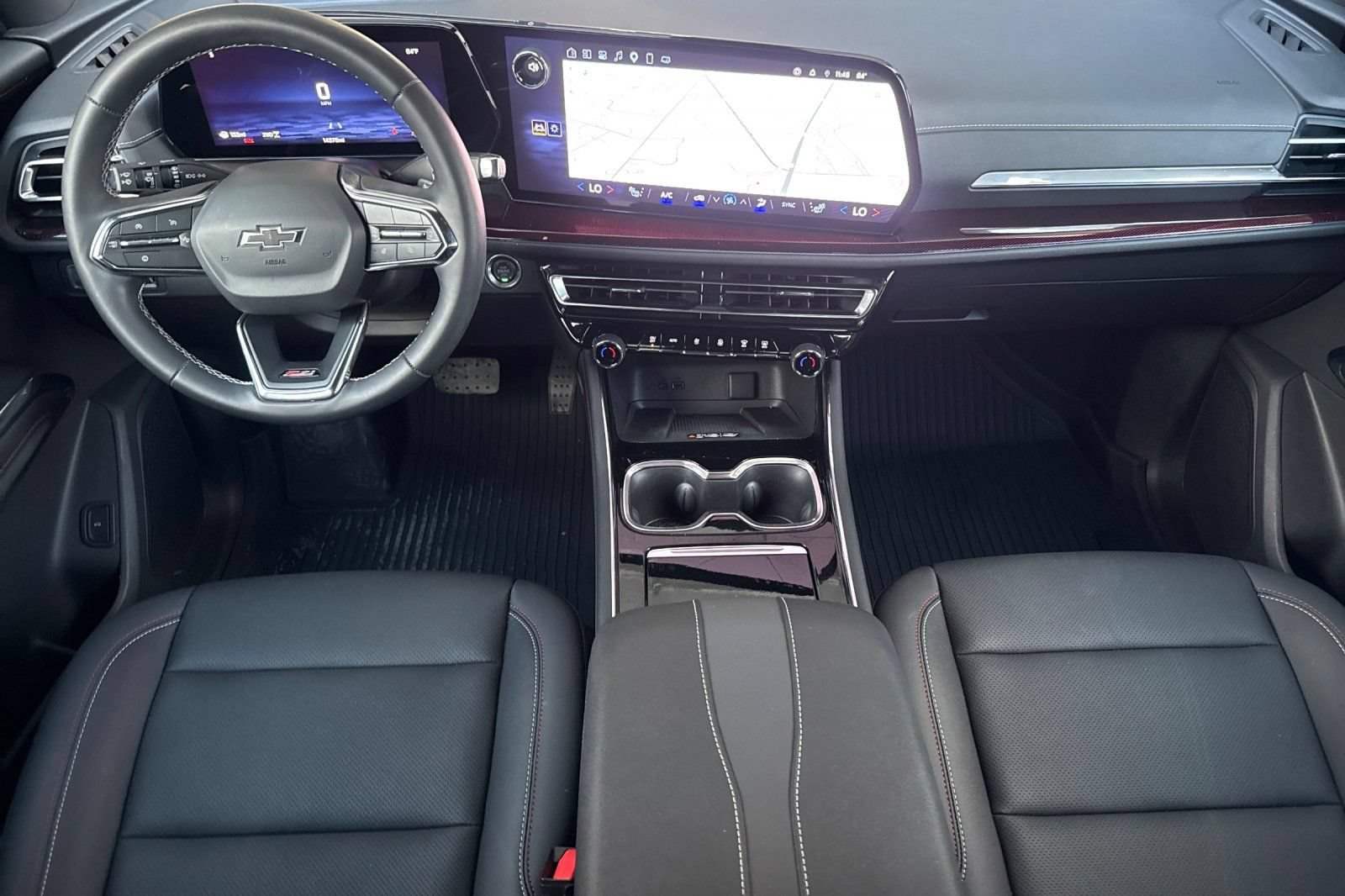 Used 2025 Chevrolet Traverse Z71 AWD/4WD image 14