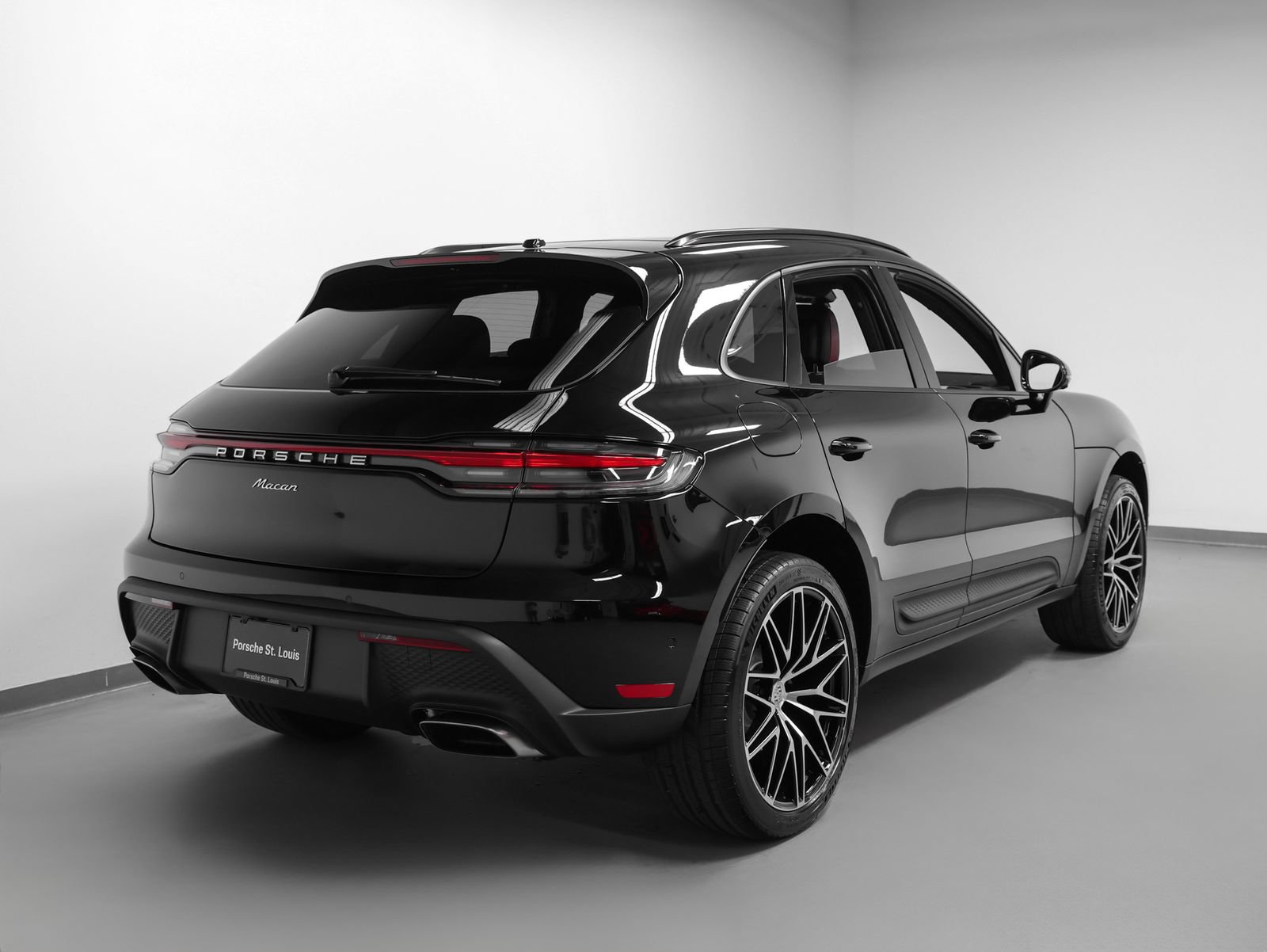 New 2026 Porsche Macan AWD/4WD image 12