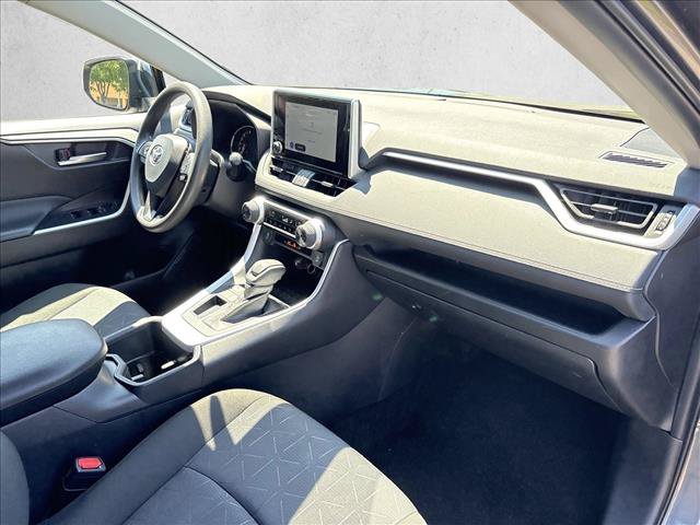 Certified 2025 Toyota RAV4 XLE FWD image 27