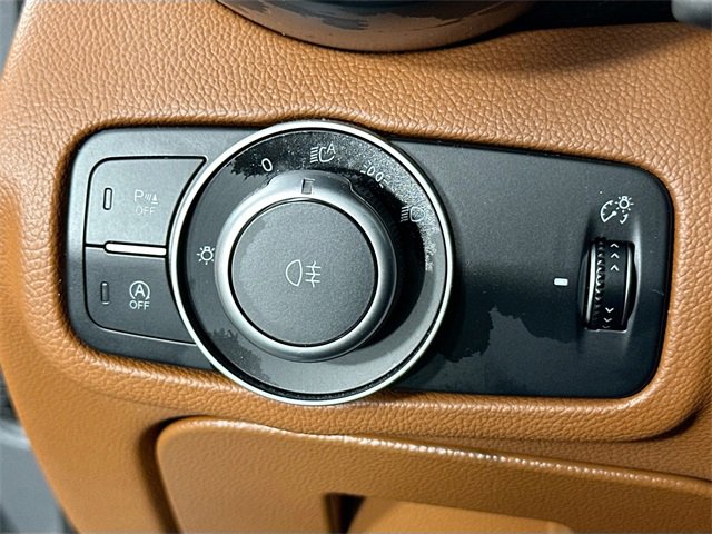 Used 2017 Alfa Romeo Giulia Ti image 25