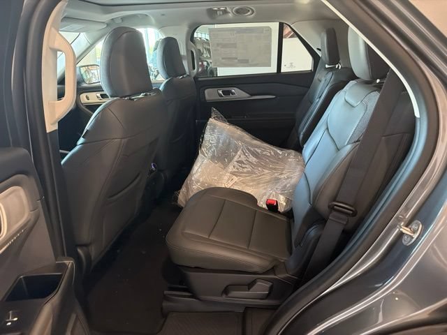 New 2026 Ford Explorer Active w/ Active Comfort Package AWD/4WD image 17