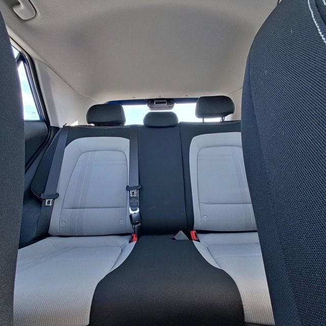 Used 2025 Hyundai Venue SEL image 26