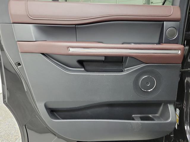 Certified 2024 Ford Expedition Max Limited AWD/4WD image 12