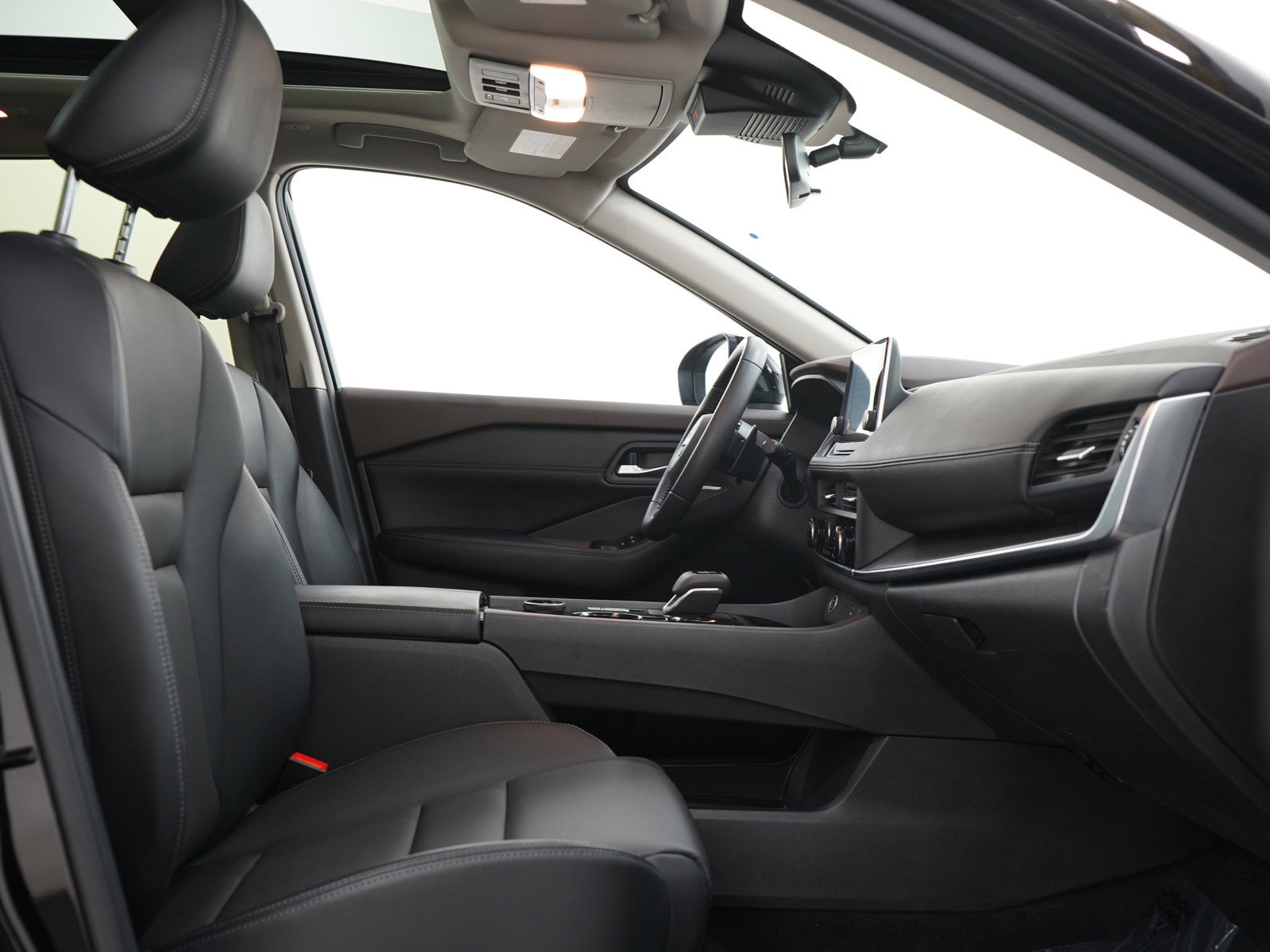 Used 2023 Nissan Rogue SV w/ SV Premium B Package AWD/4WD image 11
