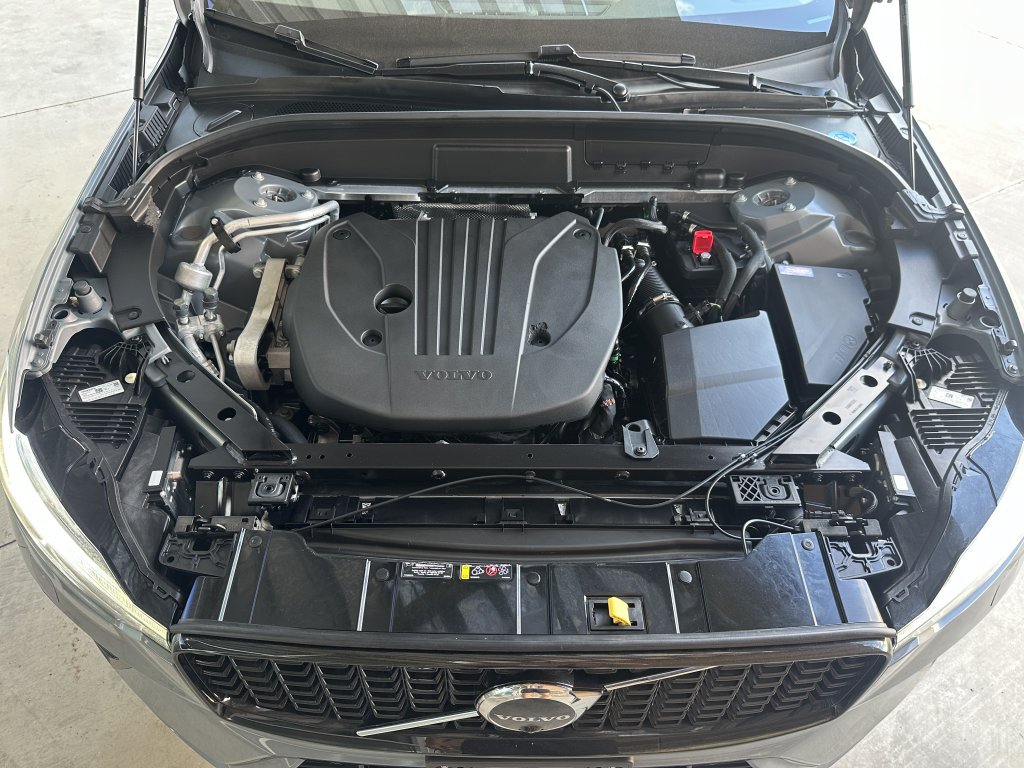 Used 2023 Volvo XC60 B5 Plus w/ Climate Package AWD/4WD image 42