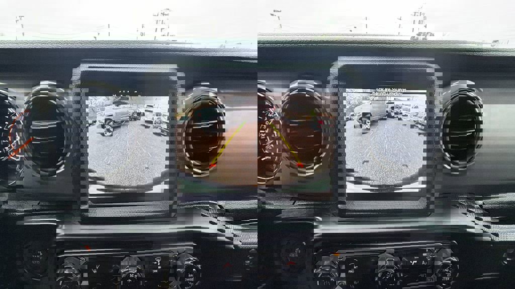 Used 2023 Jeep Wrangler Sport S image 29