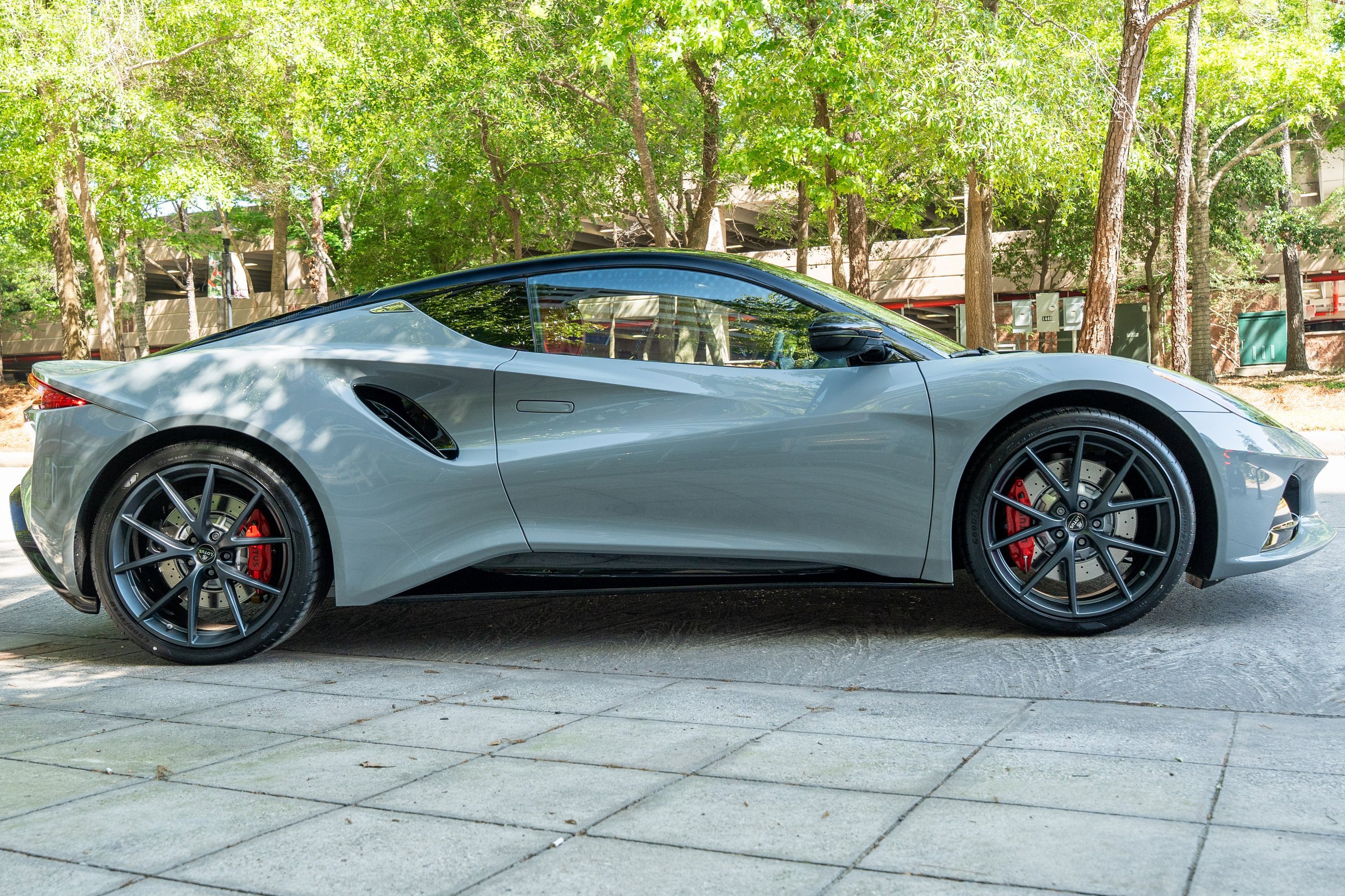 New 2025 Lotus Emira image 38