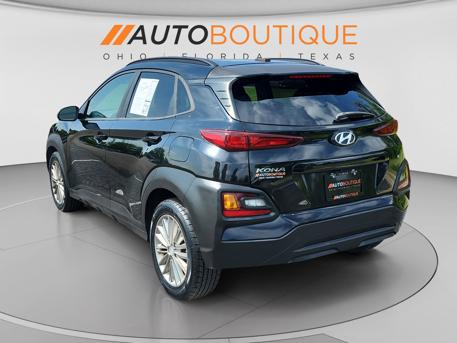 Used 2018 Hyundai Kona SEL AWD/4WD image 3