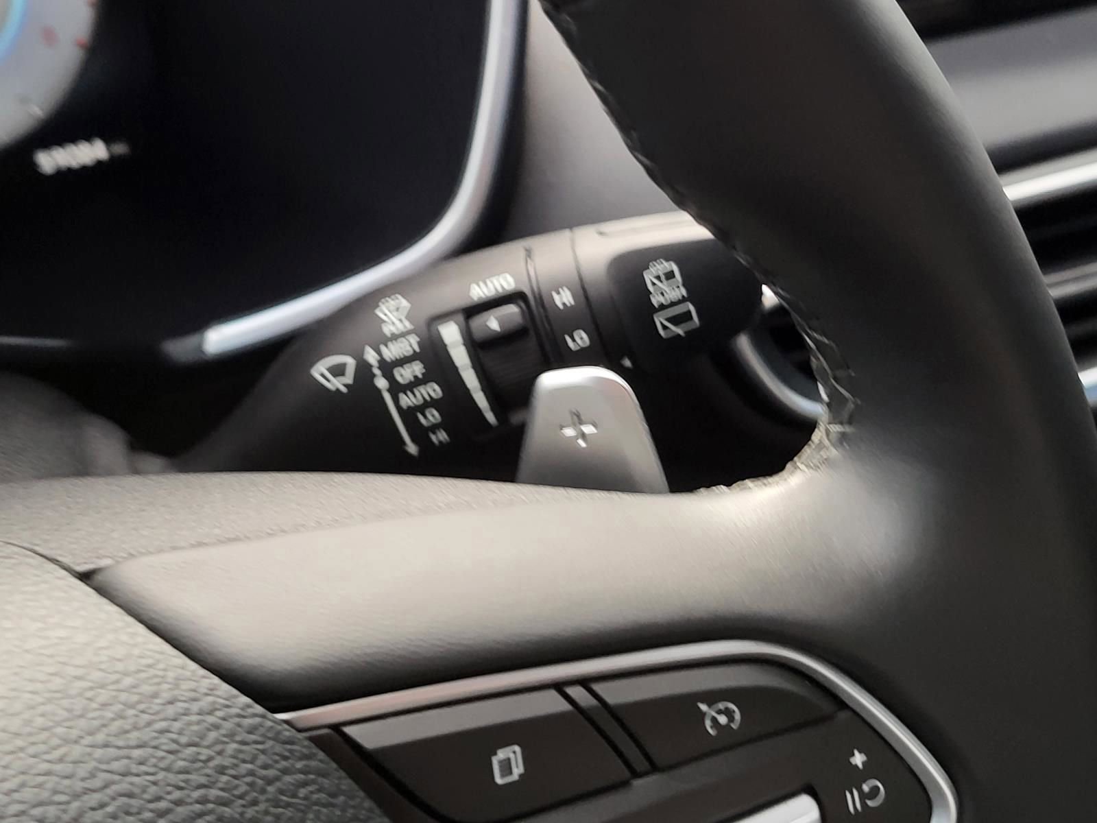 Used 2022 Hyundai Santa Fe Limited AWD/4WD image 32