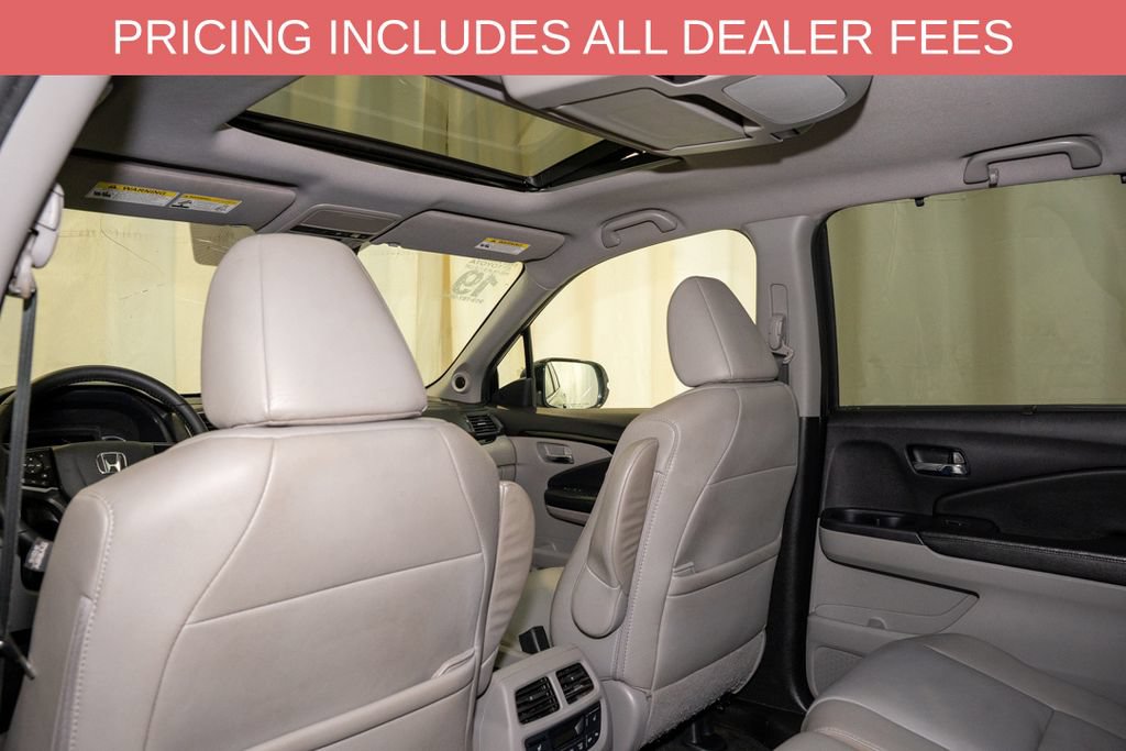Used 2019 Honda Pilot Touring image 11