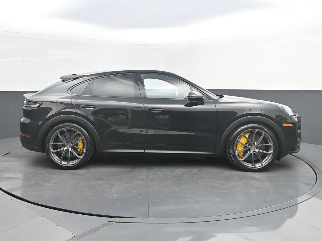 New 2026 Porsche Cayenne Turbo GT AWD/4WD image 8
