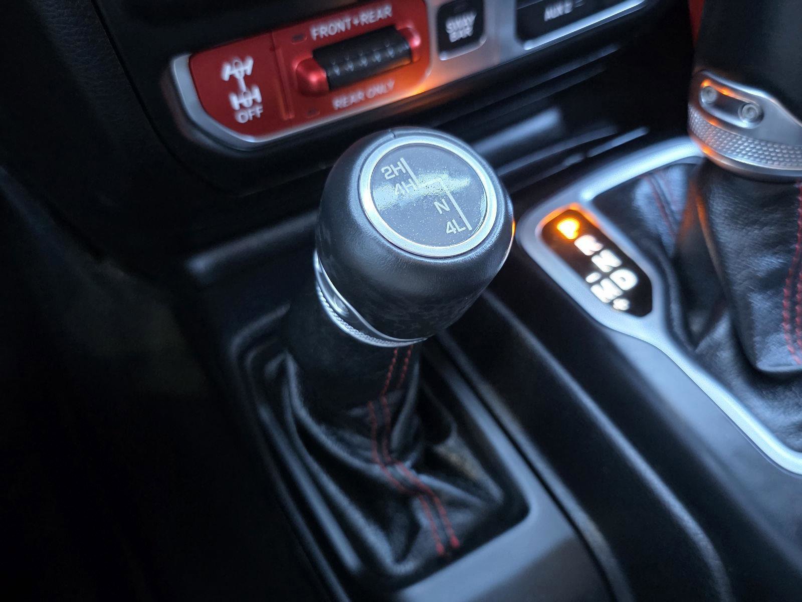 Used 2018 Jeep Wrangler Unlimited Rubicon image 17